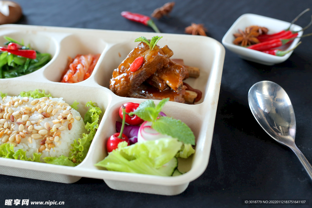 蜜汁排骨松香飯