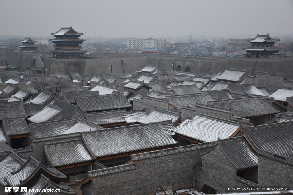 忻州古城古建筑民居雪景屋顶积雪
