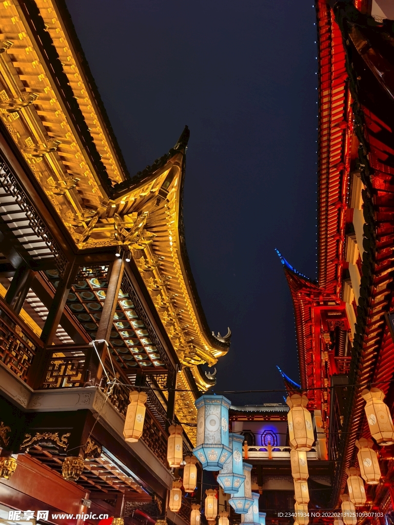 上海豫园灯会复古中式建筑花灯