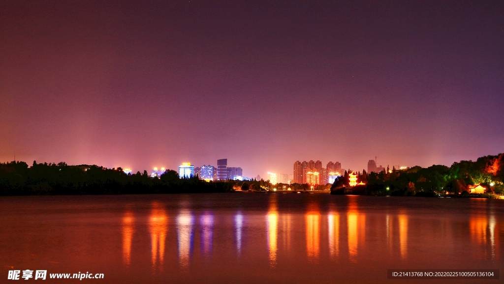 夜晚城市風(fēng)景 