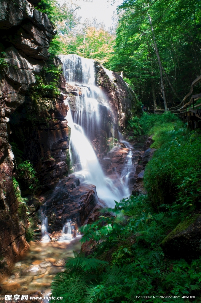 巖石 鵝卵石 小河 流水 河水