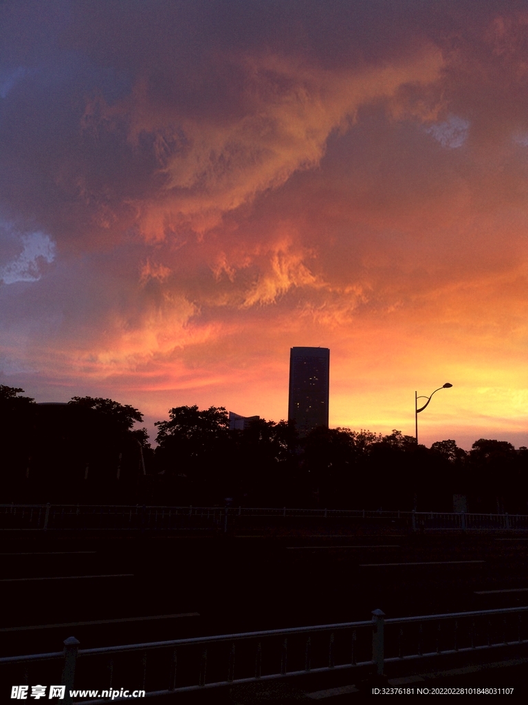 夕陽 城市風光 落日