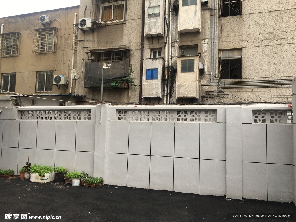 老舊生活小區(qū)