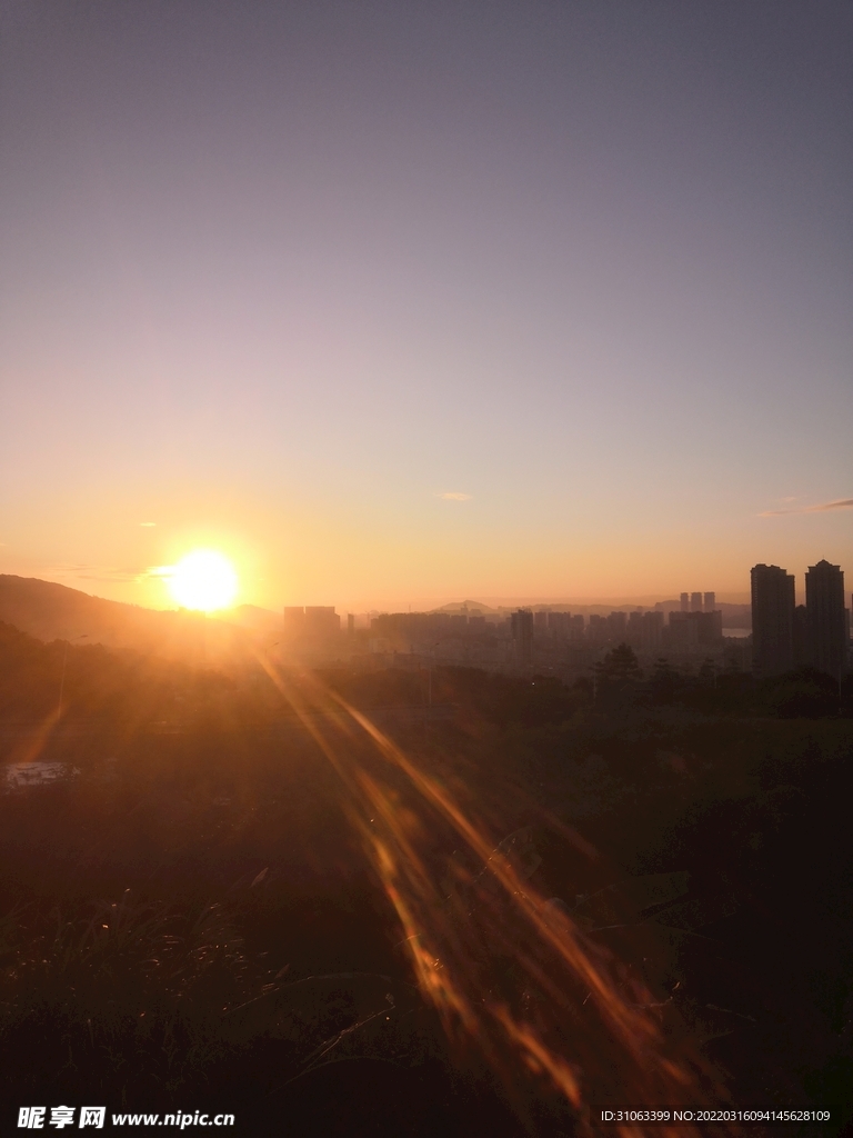 落日余暉
