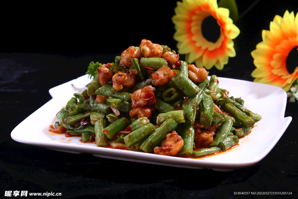 雞脆骨燒蕓豆