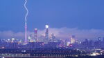 广州城市雷电夜景