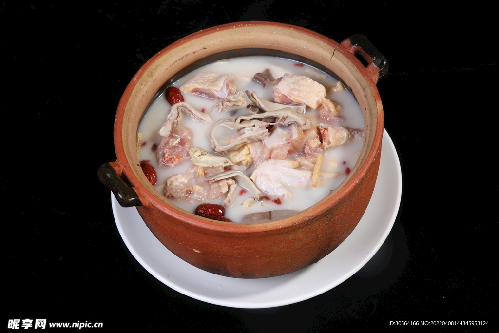 紅棗養(yǎng)生雞湯