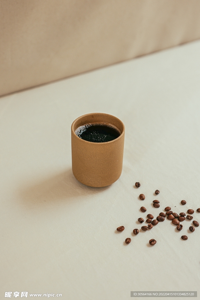 簡(jiǎn)約咖啡飲品