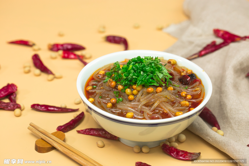 酸辣粉美食
