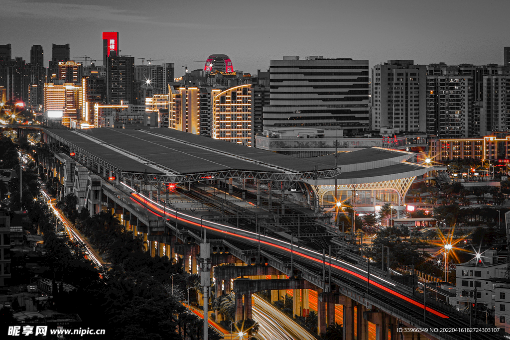 高鐵站夜景