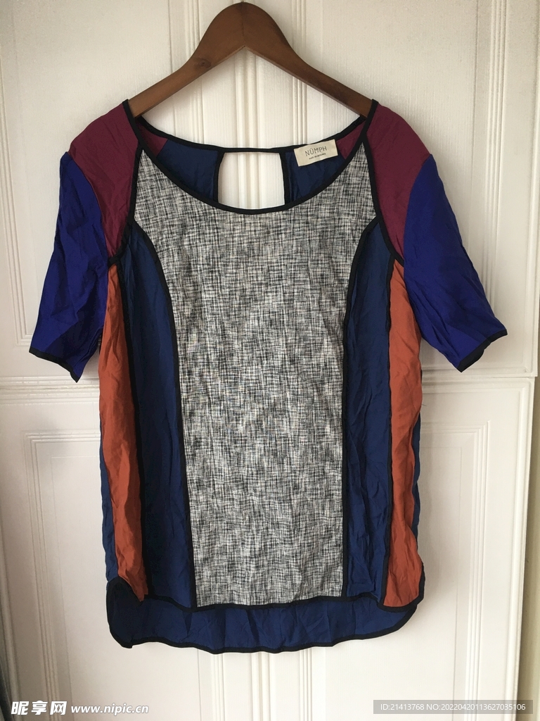 女性服飾服裝 