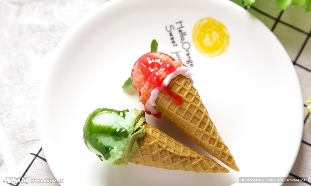 夏季冰淇淋球