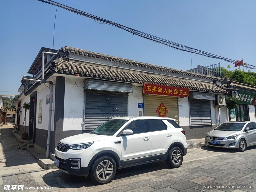 古建門頭