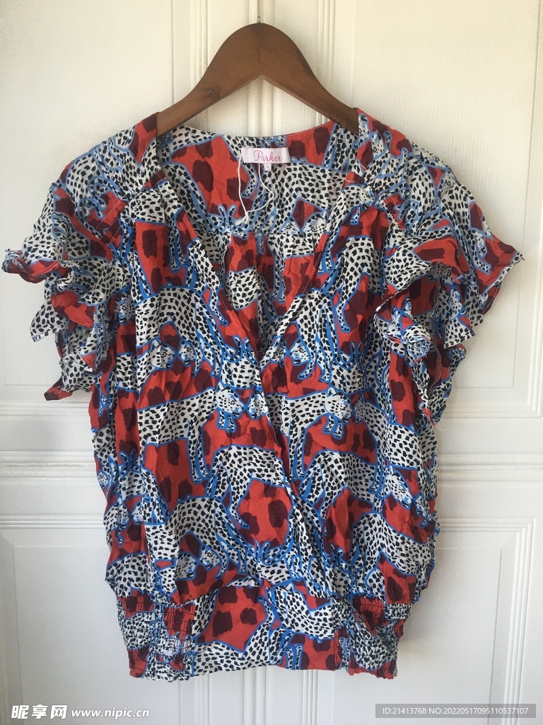女性服飾服裝 