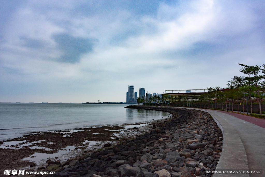 海岸行道