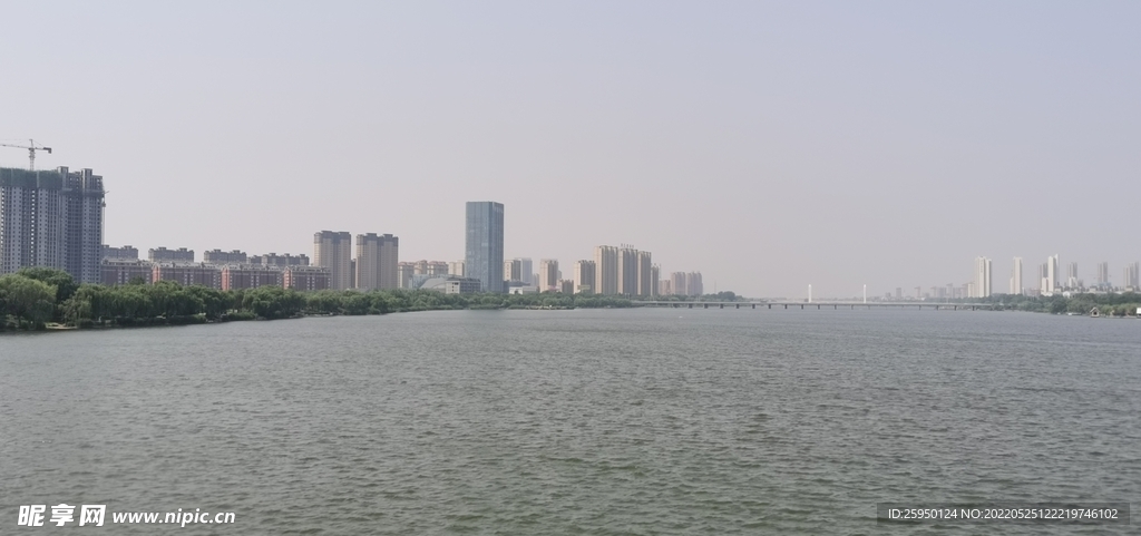 青云湖一角 