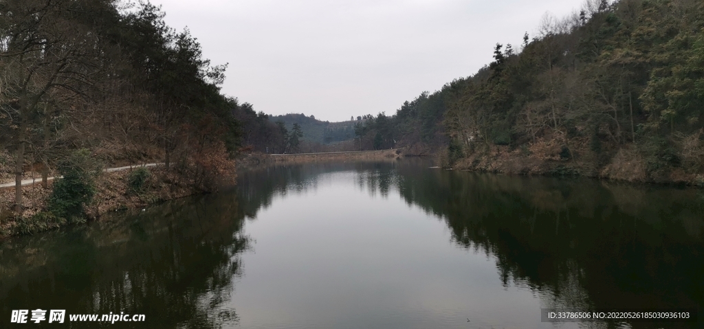 山水