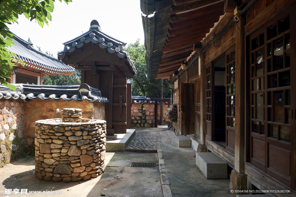 戶外復(fù)古庭院建筑