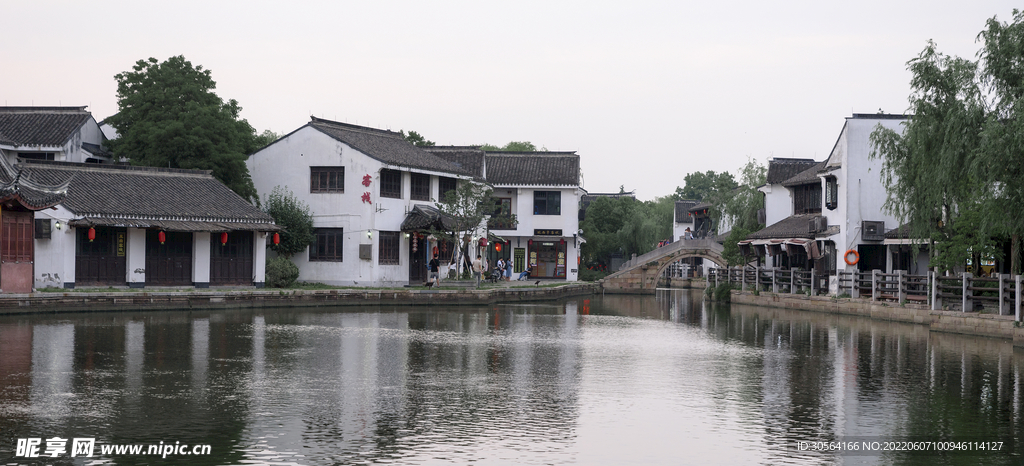 戶外復(fù)古徽派建筑