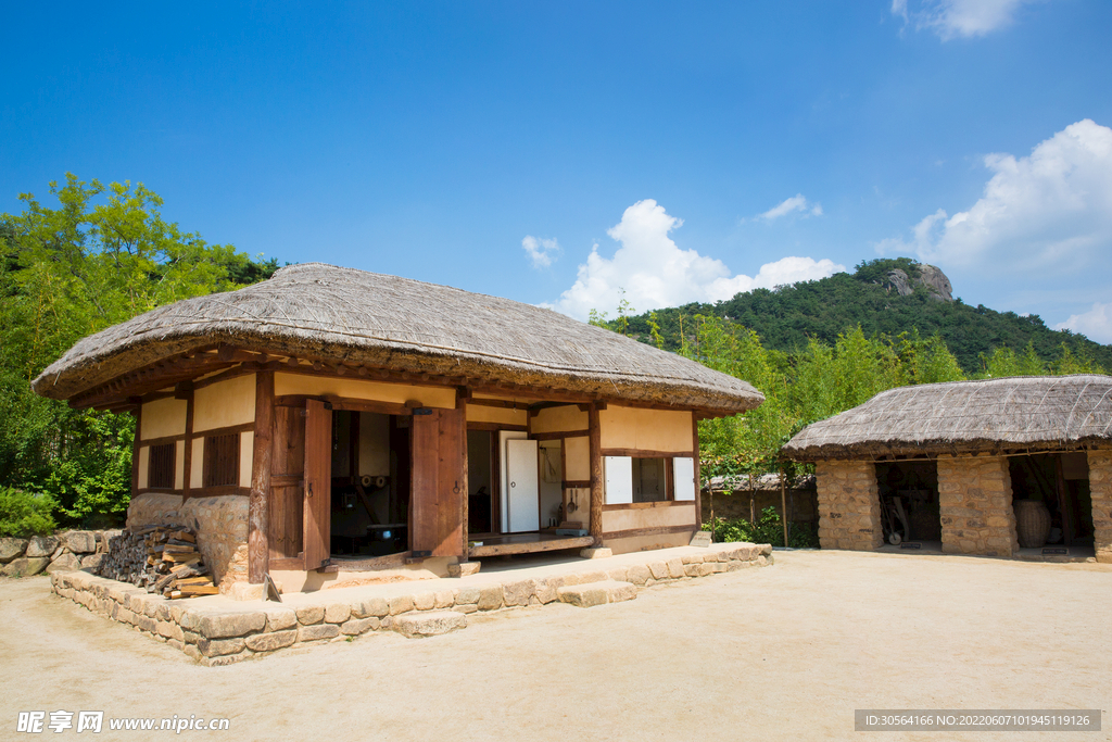 戶(hù)外房屋復(fù)古建筑