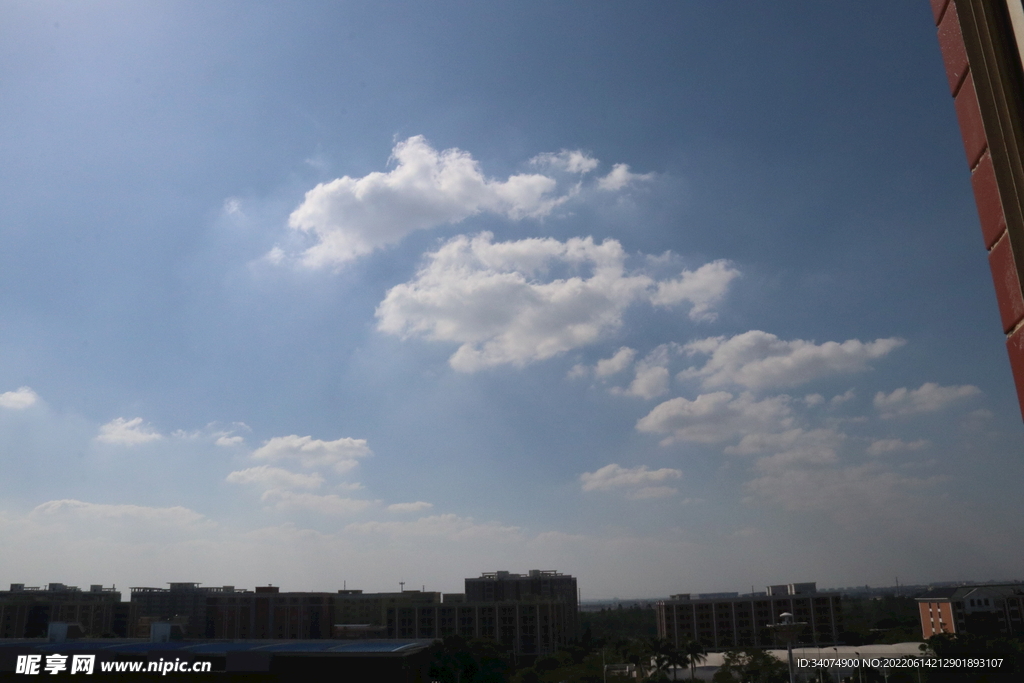 天空