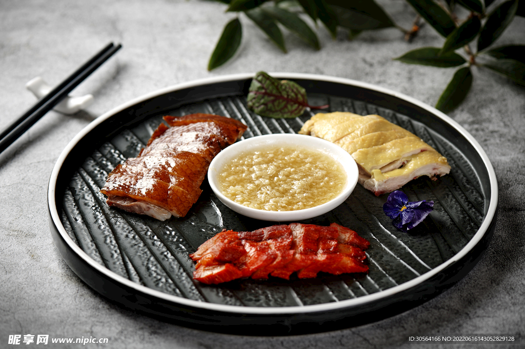 脆皮烤鴨美食