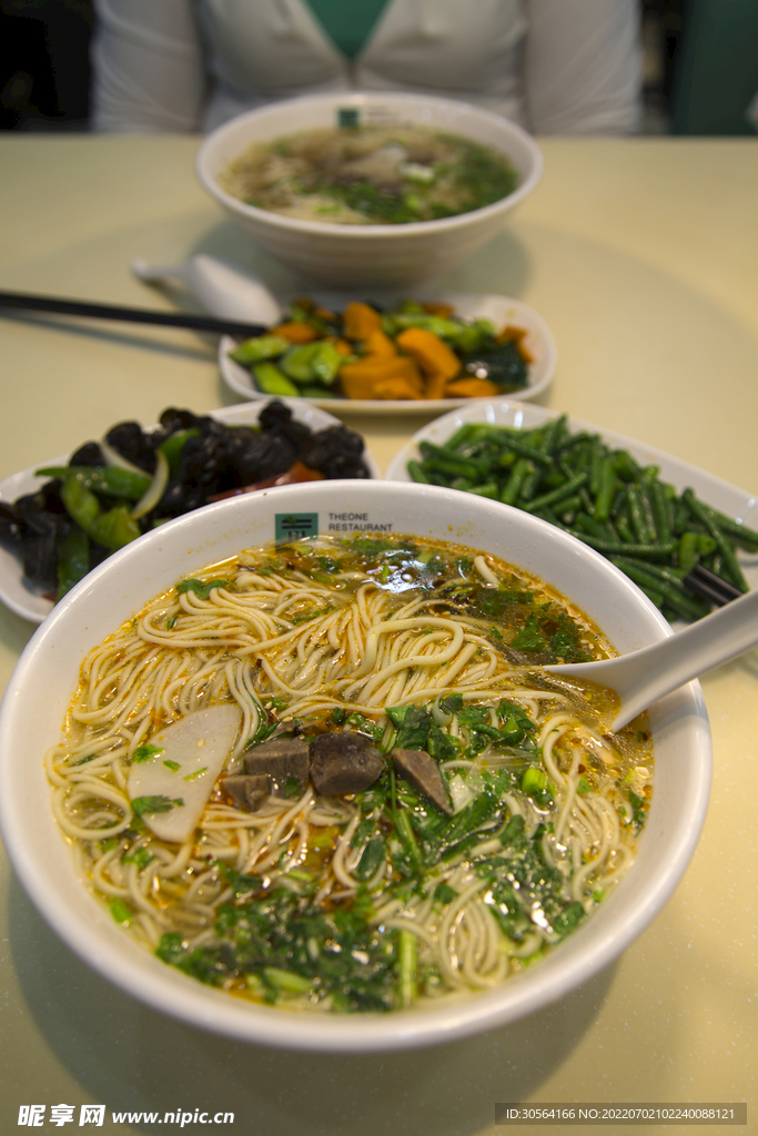 蘭州牛肉拉面美食
