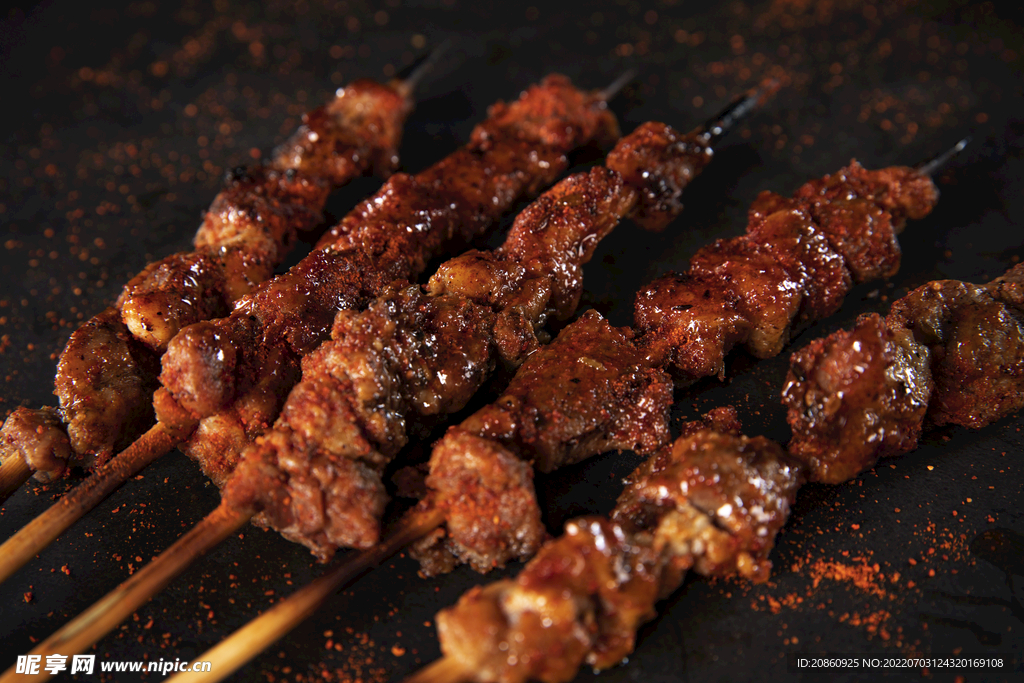 燒烤羊肉串圖片