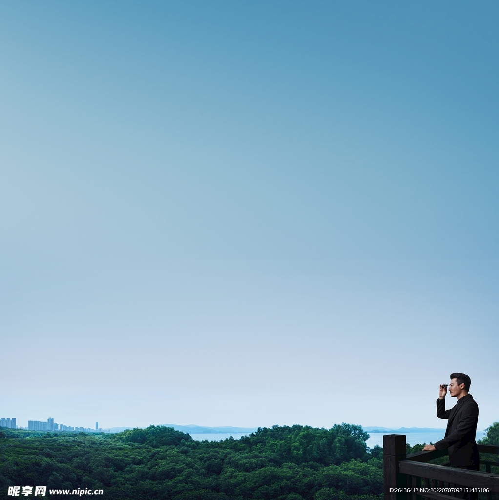 眺望遠景風景男士