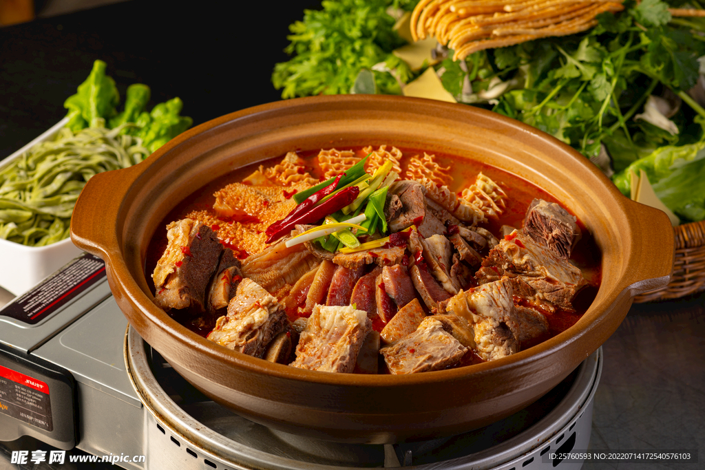 火鍋 涮牛肉 美食 青菜 中餐