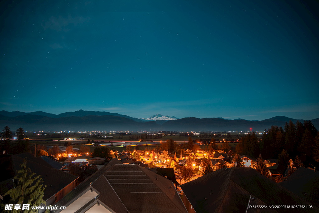 夜晚的風(fēng)景