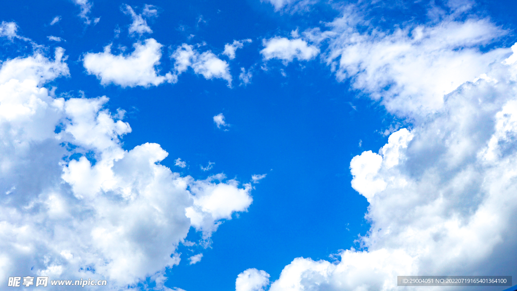 天空  云