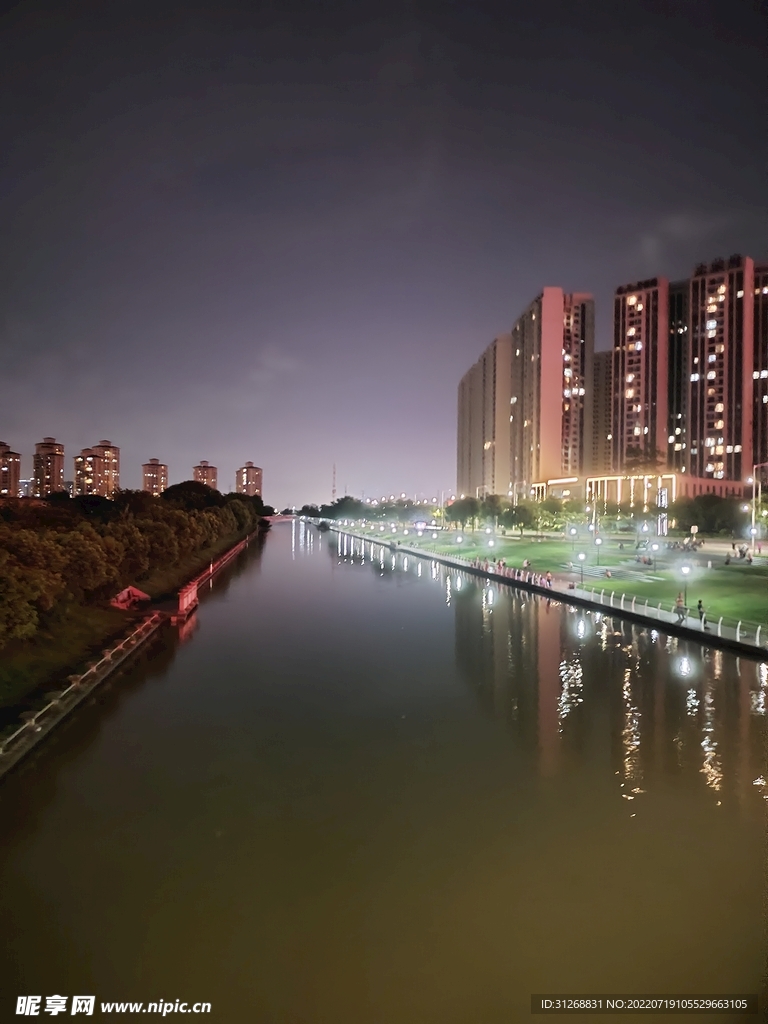 夜晚的風光