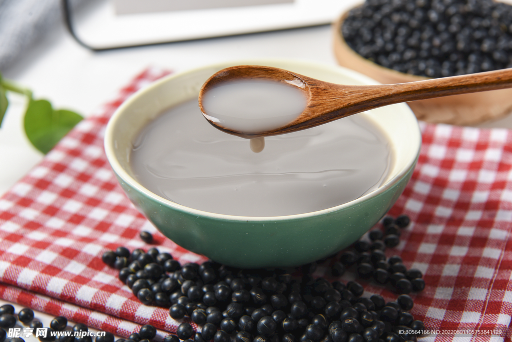 養(yǎng)胃黑豆湯