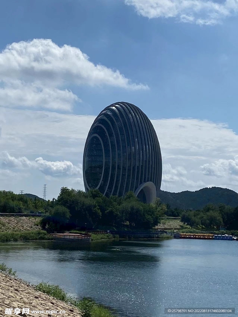 雁棲湖山水