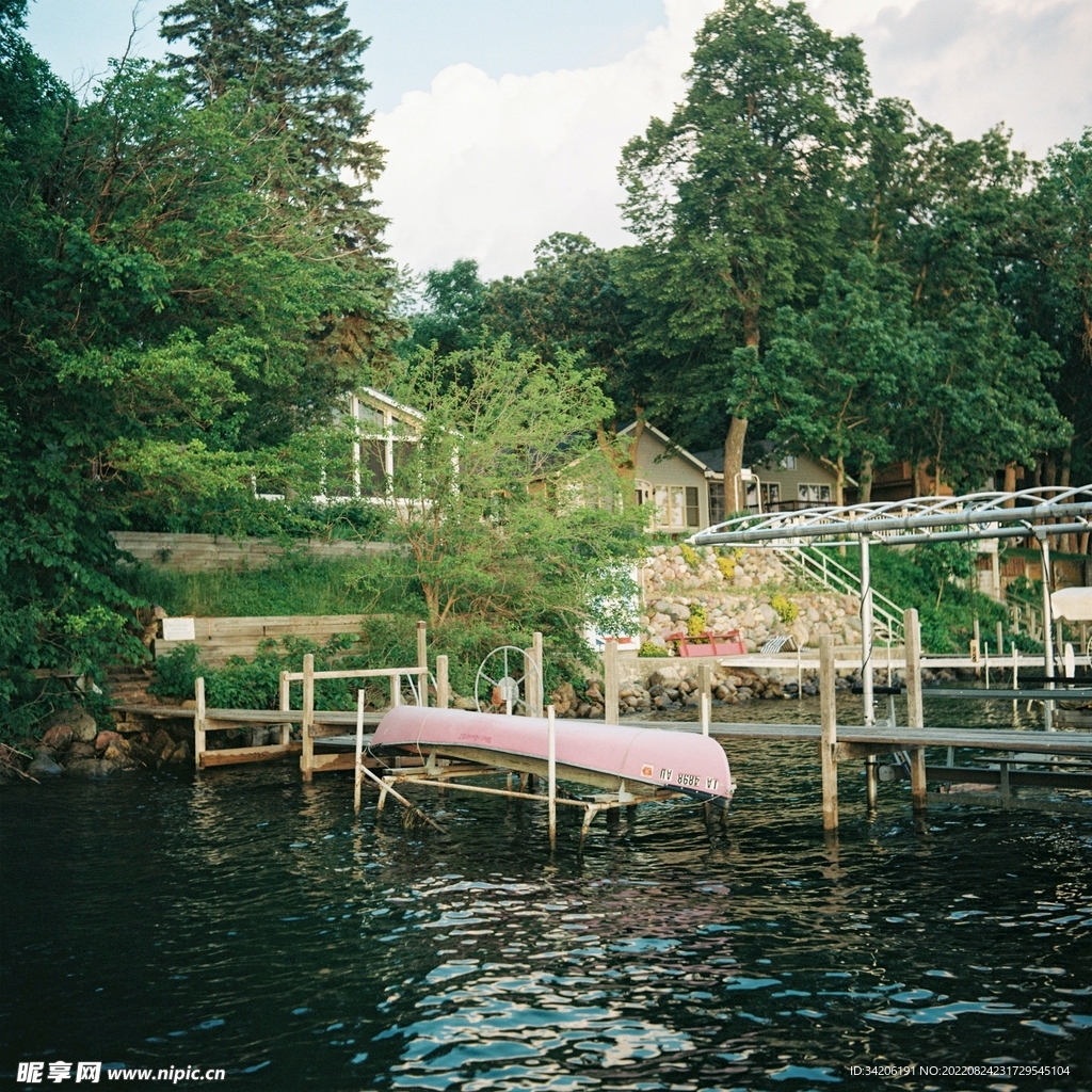 山莊