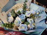 蓝色玫瑰花 花束