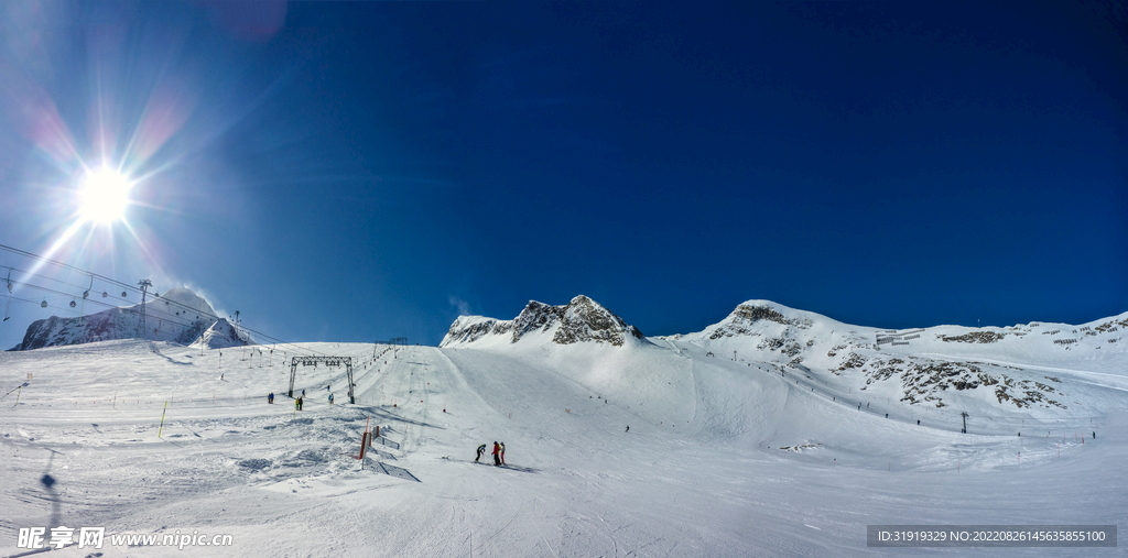  滑雪場
