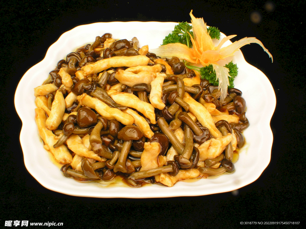 滑菇雞柳