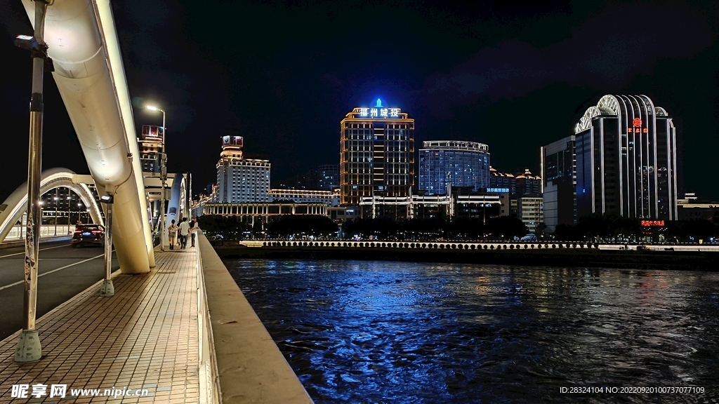 江水夜景