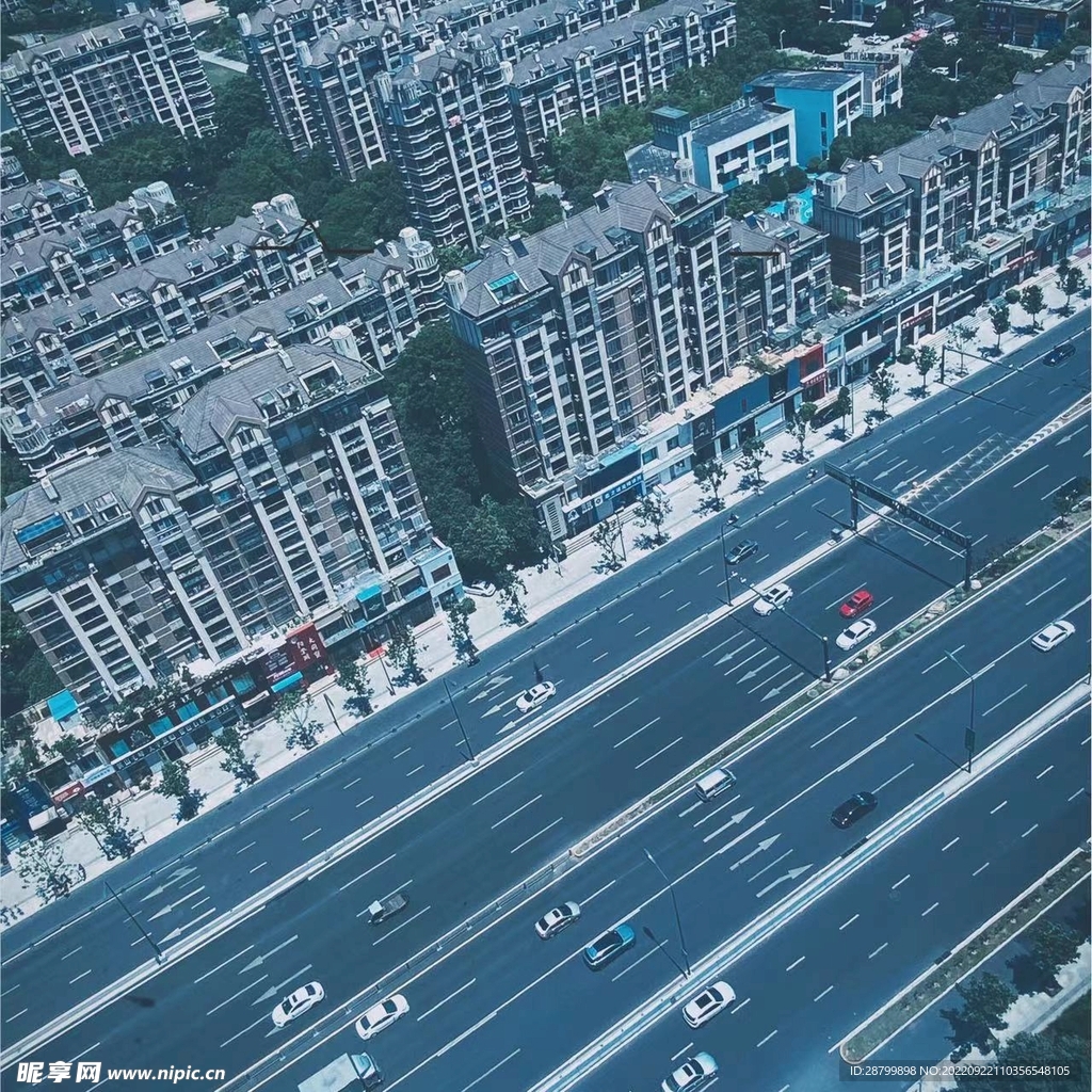 道路
