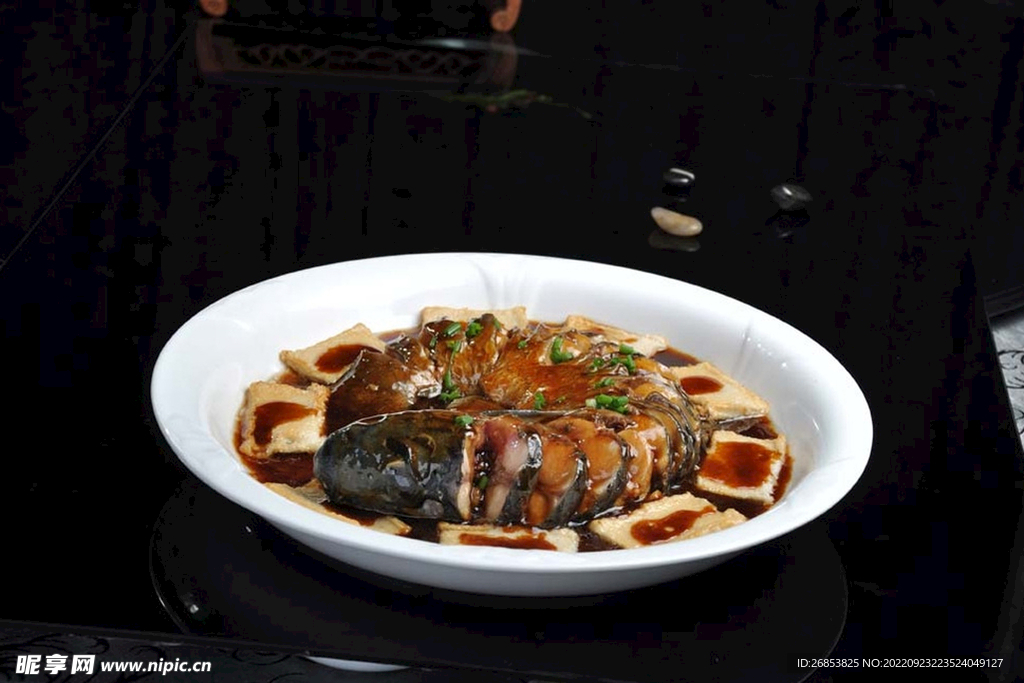 啤酒燉活魚(yú)