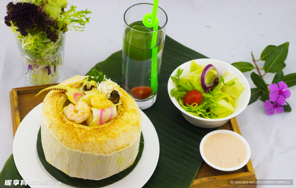 椰青海鮮焗飯