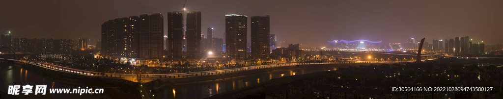 城市夜晚大樓