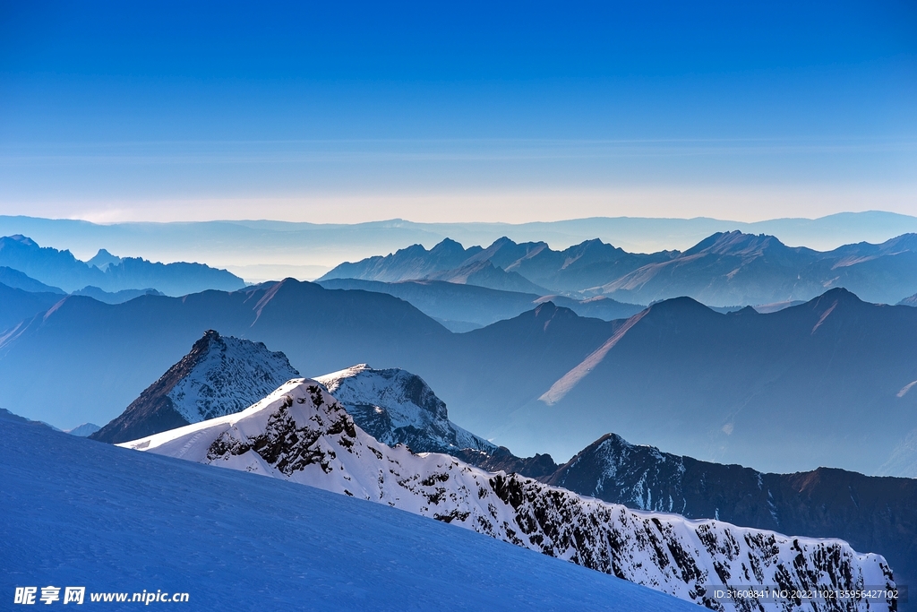 雪山風景