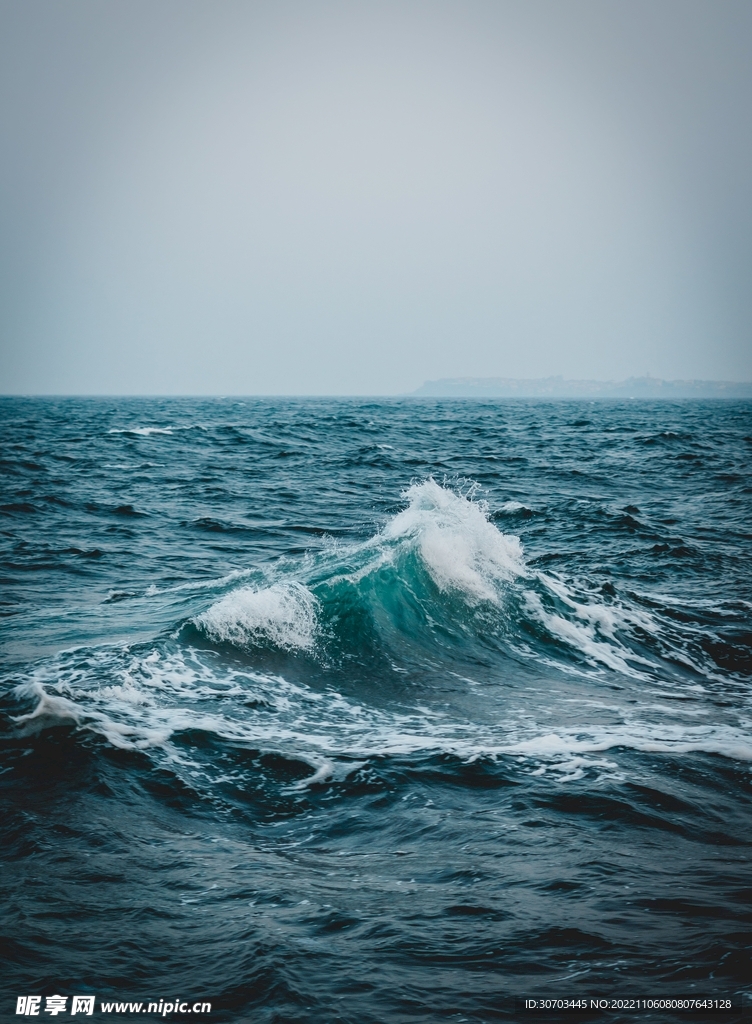 洶涌的波浪