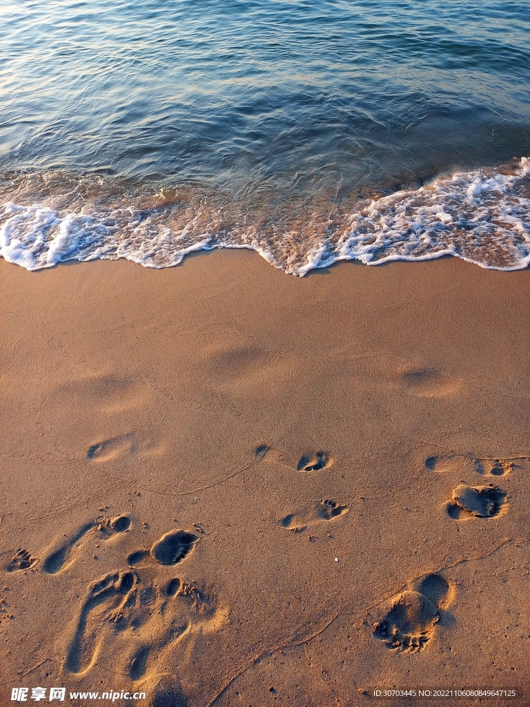 海浪與海灘