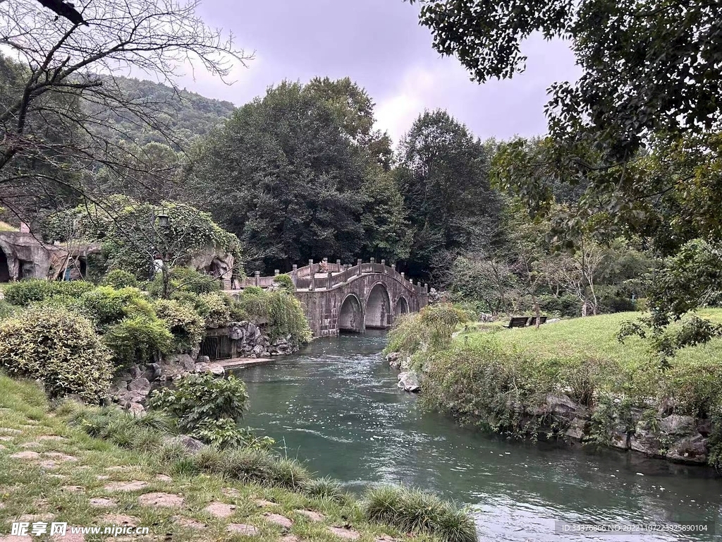 小橋流水