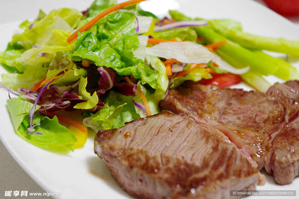 牛排牛肉