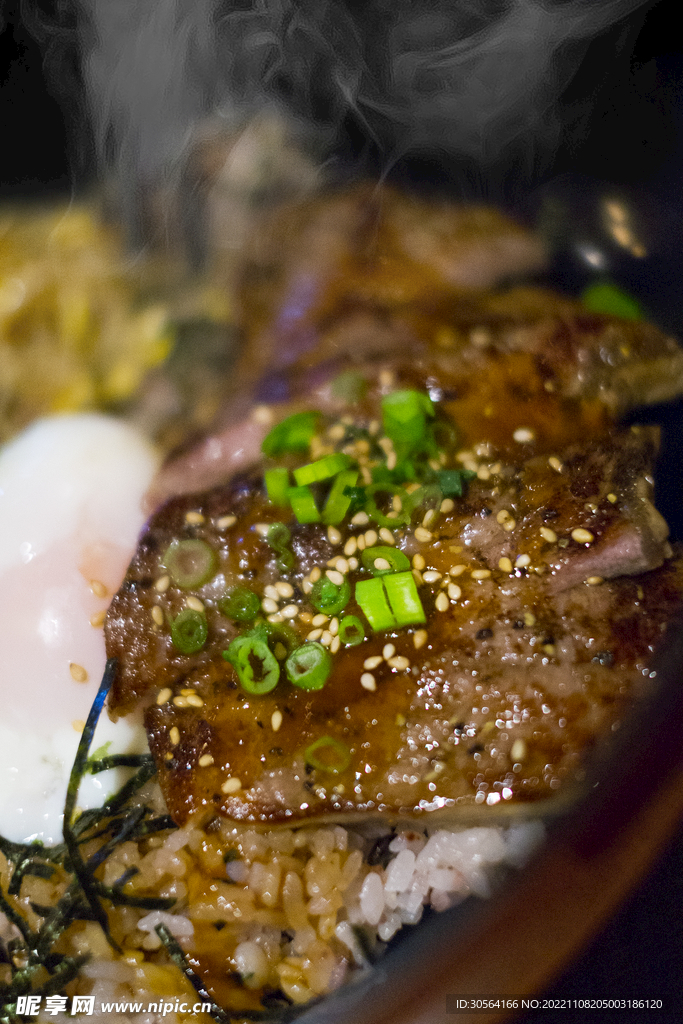 牛肉套餐美食